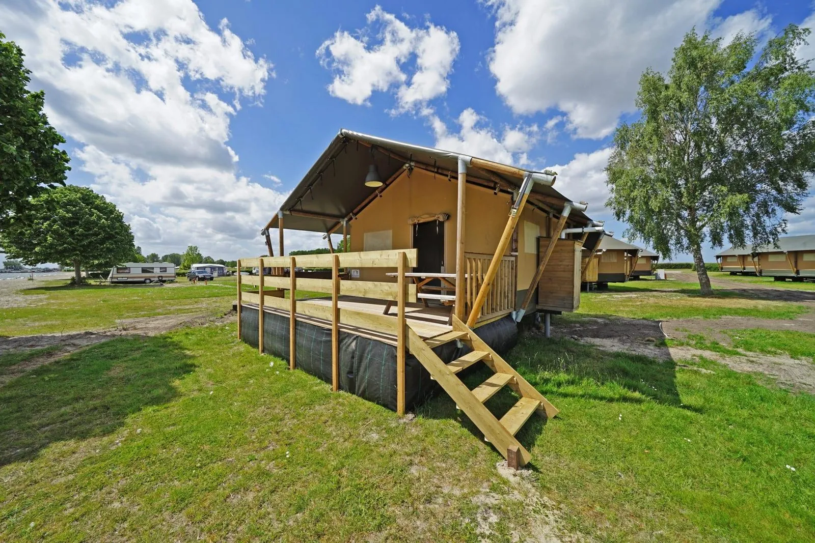 Lodgetent 6