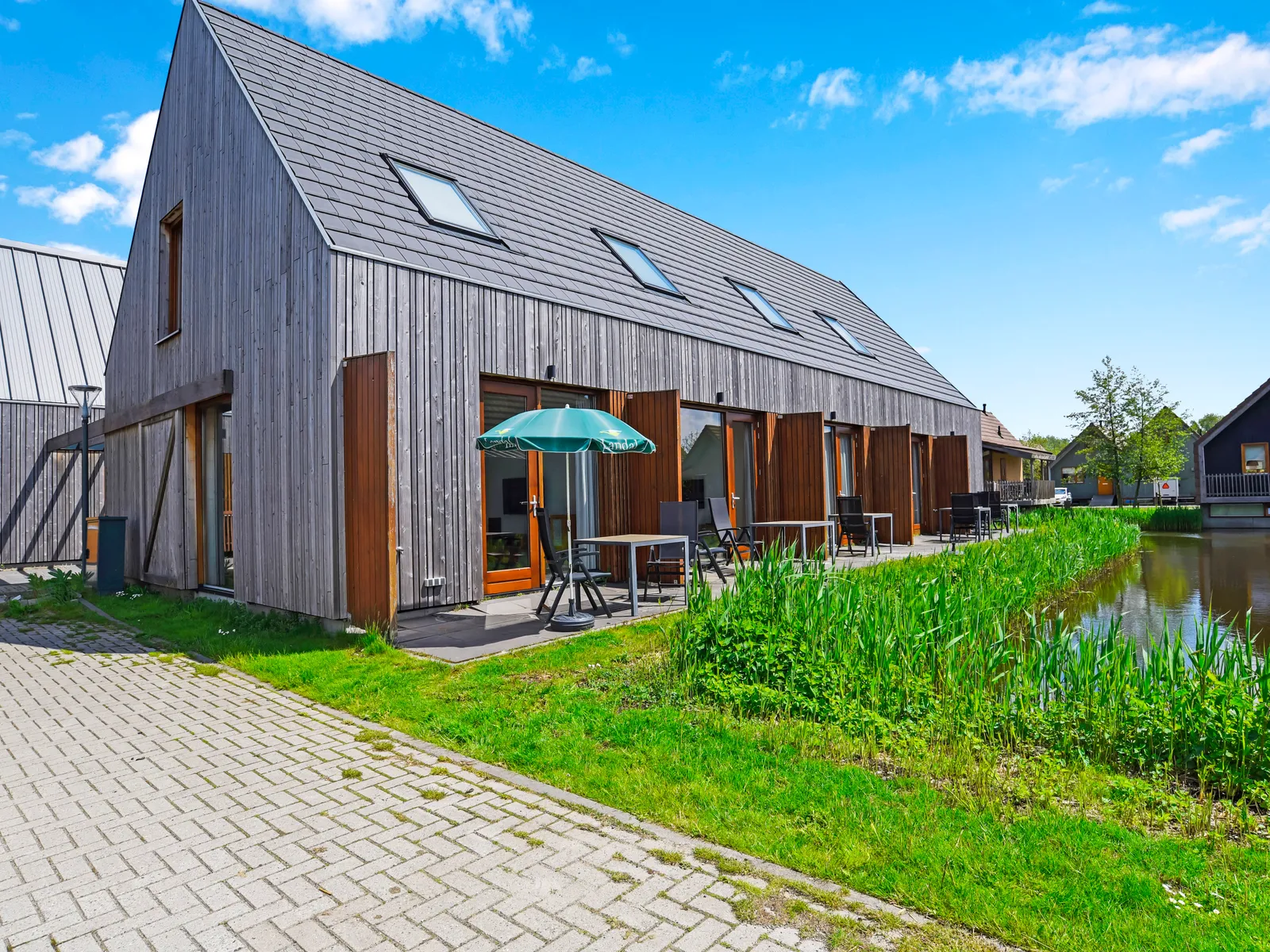 2-persoons waterwoning