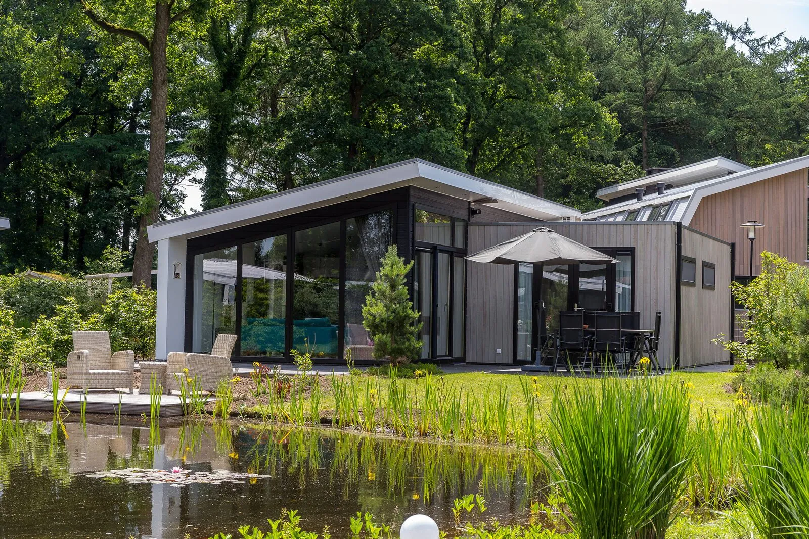 Bos Lodge 75-6 personen met hottub