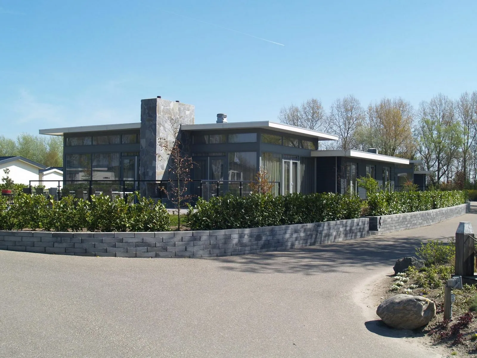 Pavilion 16