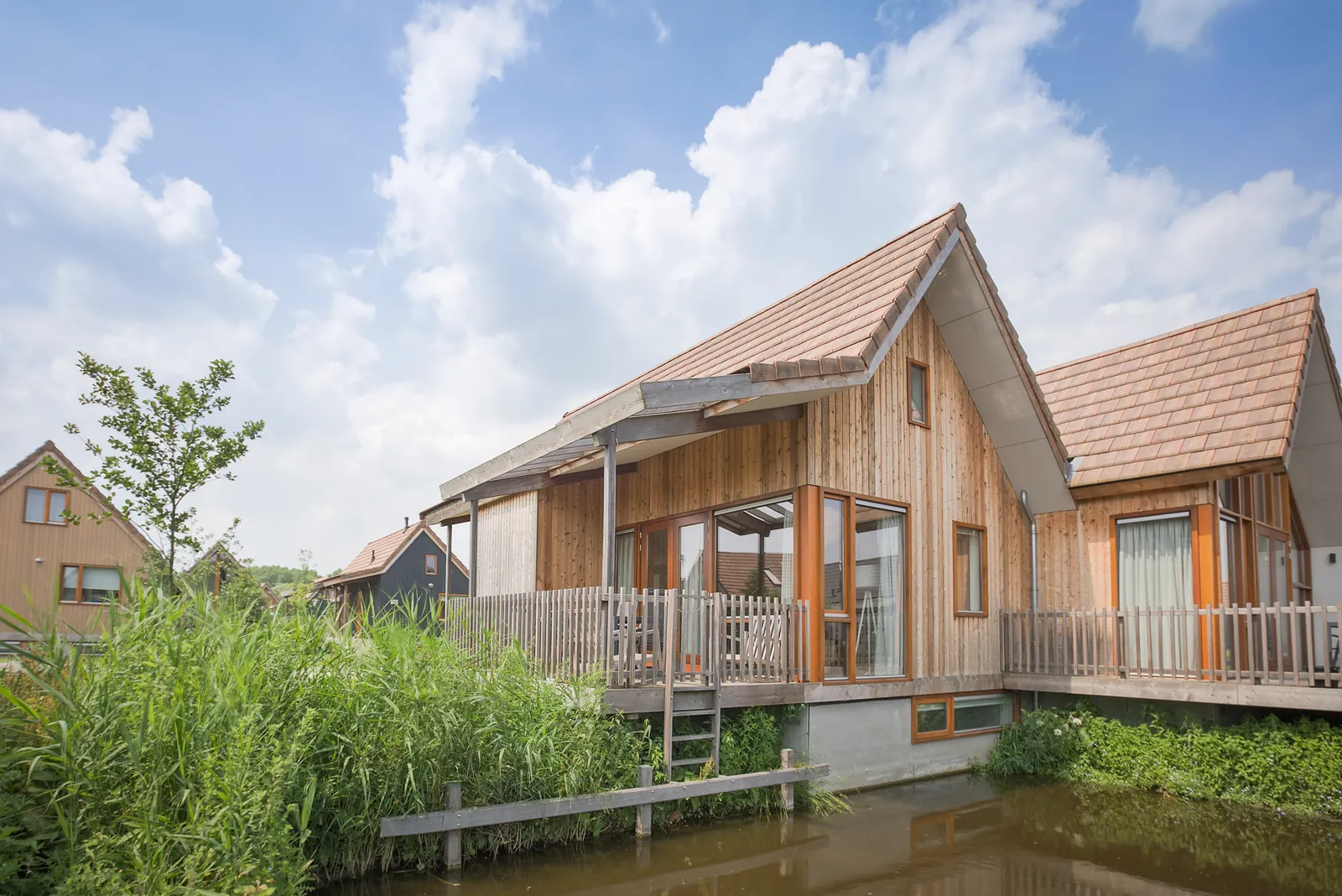 6-persoons waterwoning
