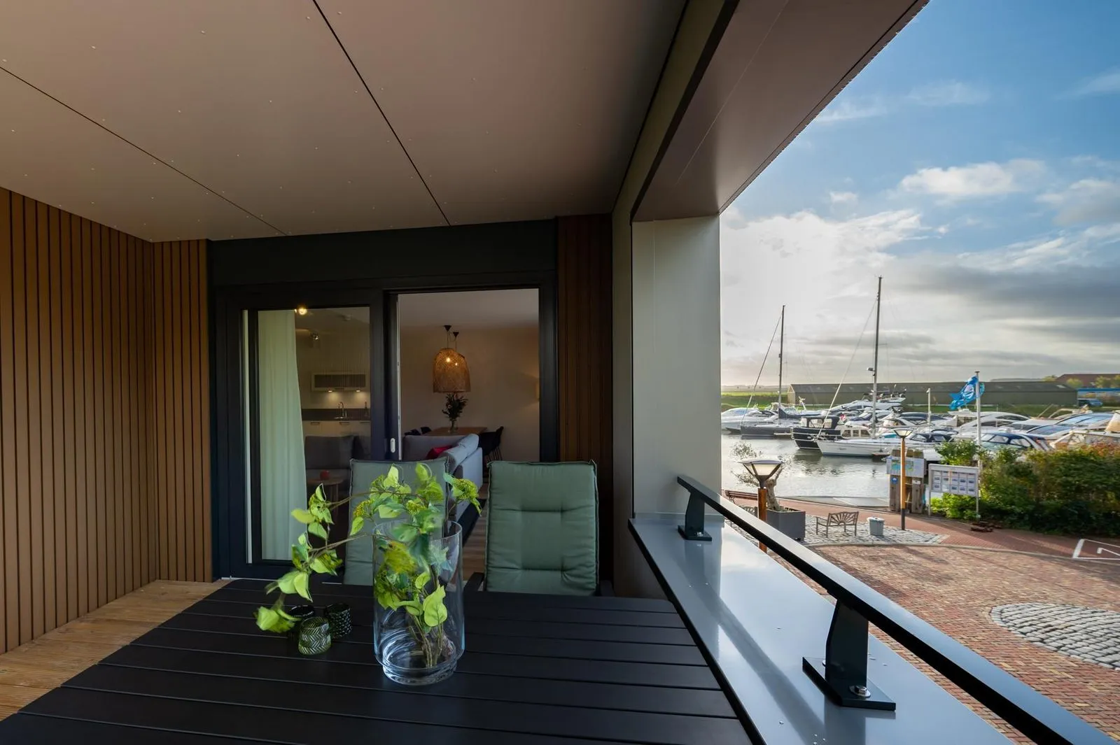 Harbour Loft 1N | Résidence Marina