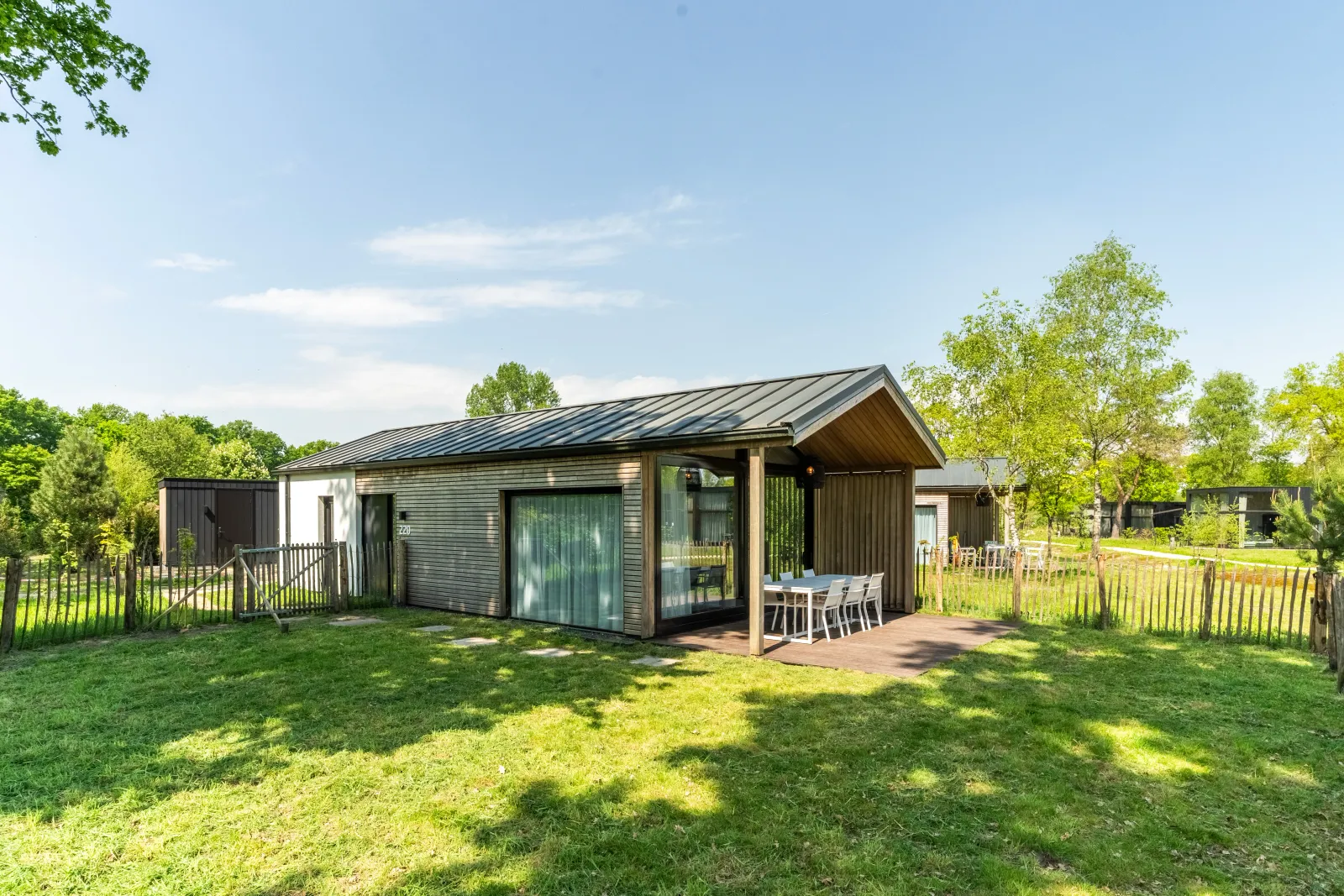 4-6-persoons hondenlodge