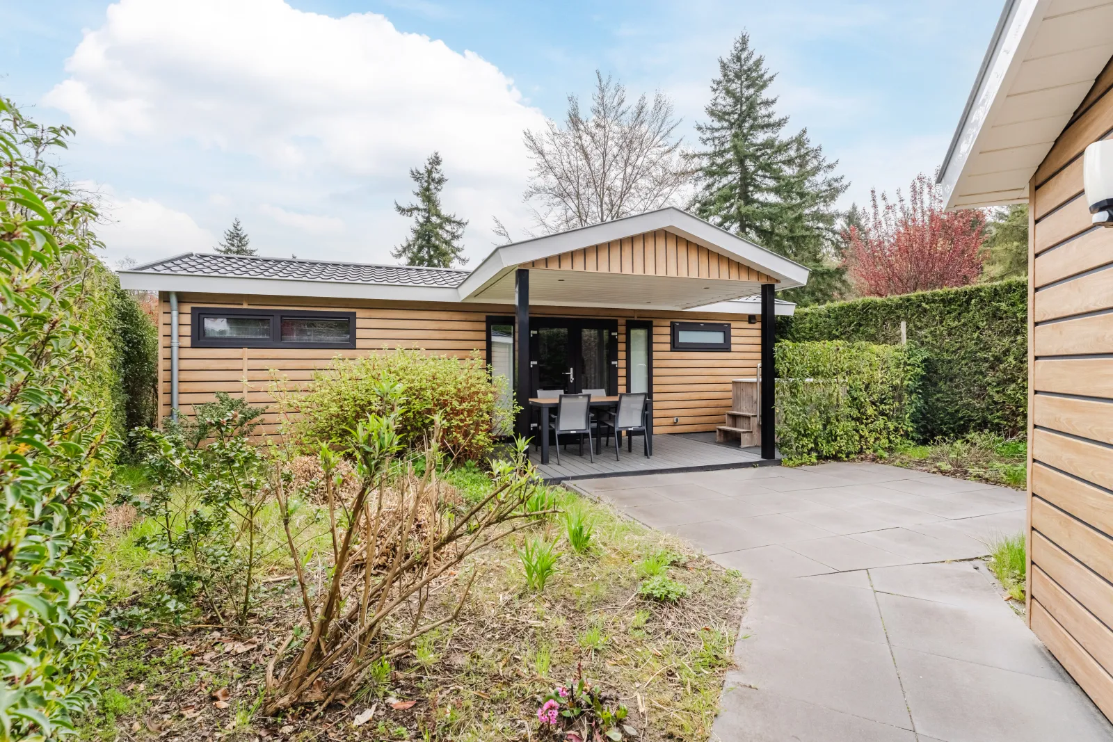 2-4-persoons Lodge Hottub