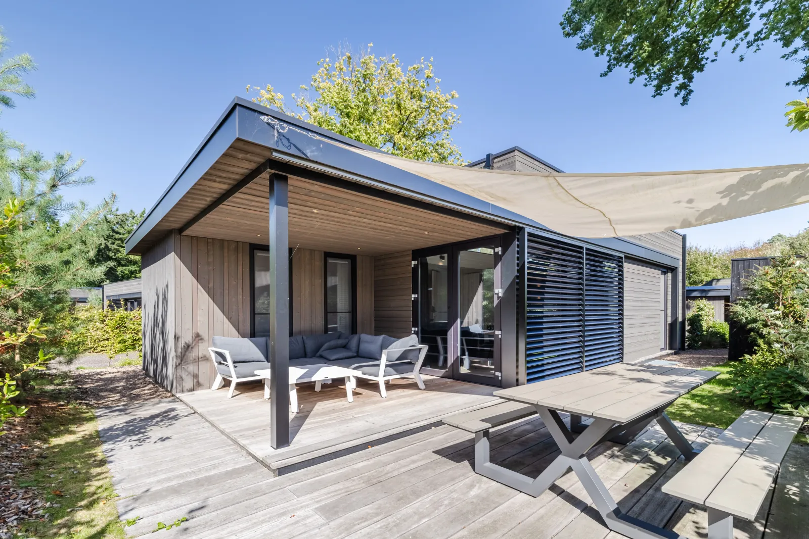 4-6 persoons Water & Hottub lodge