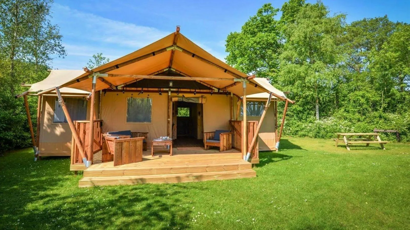 Lodgetent 6