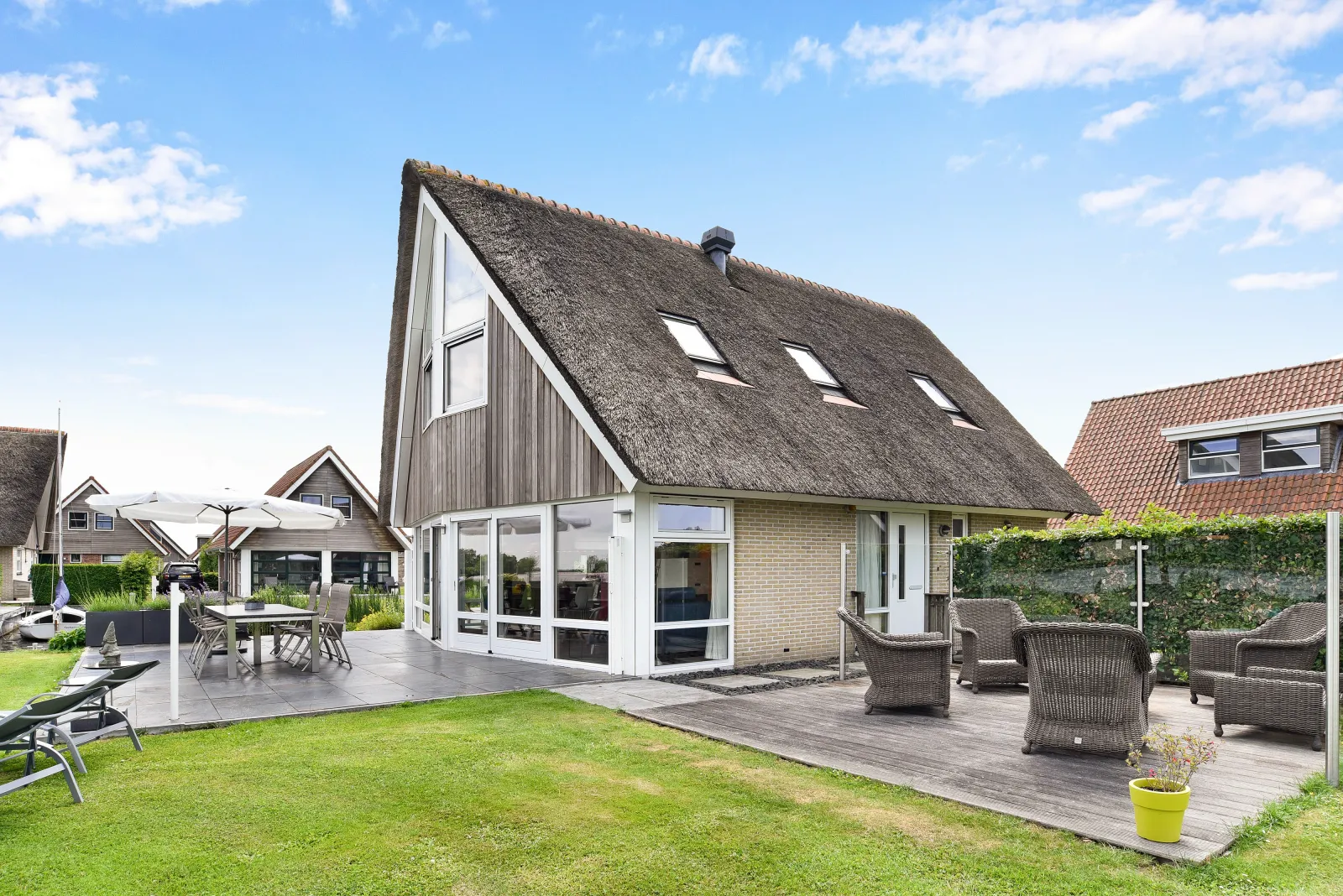 8-persoons waterwoning