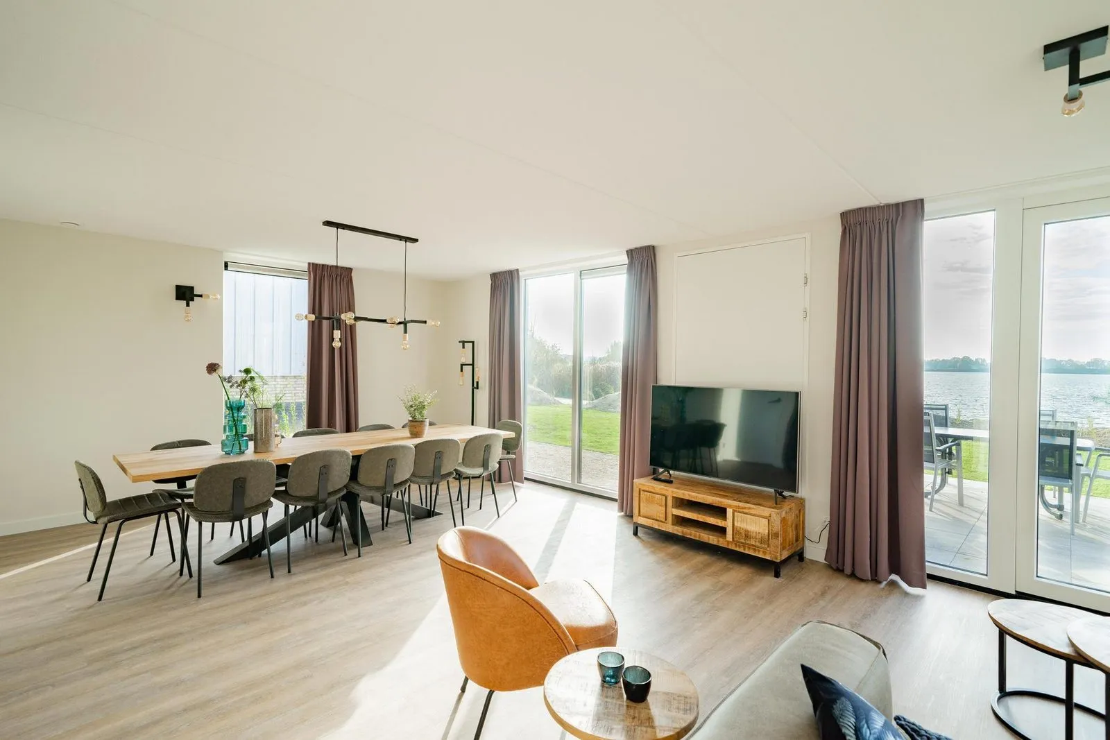 EuroParcs De Kraaijenbergse Plassen